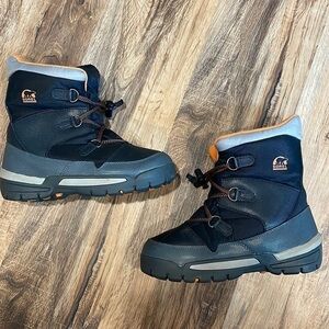 Sorel Snow Armor Black Grey Orange Winter Boots Size 5 Kids